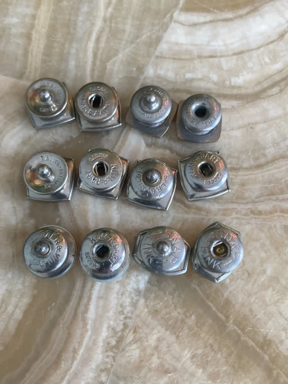 6 Vintage Baer & Wilde Kum-A-Part Cufflink Singles Initial Monogram Lot